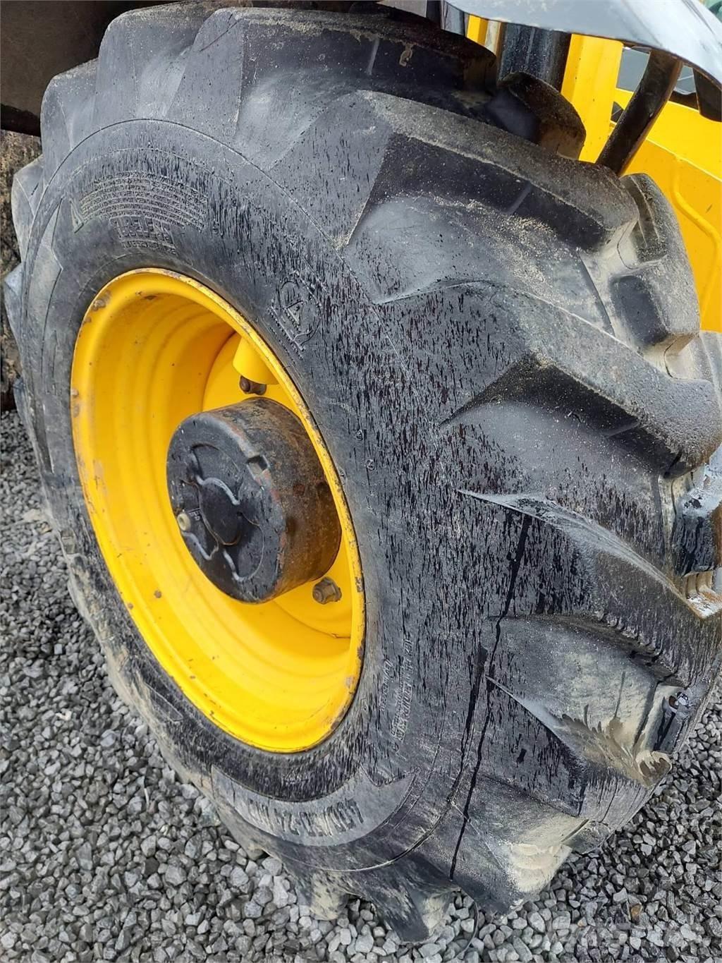 JCB 535-140 Manipulador telescópico