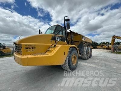 CAT 740 Caminhões articulados