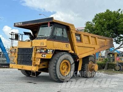 CAT 775E Camiőes basculantes rígidos