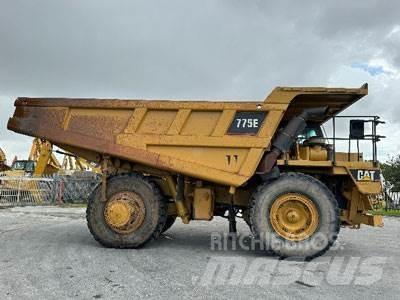 CAT 775E Camiőes basculantes rígidos