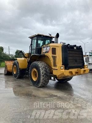 CAT 966M Carregadeiras de rodas