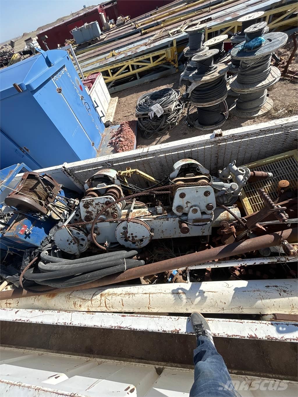  JUNK BASKET Construção - Outros
