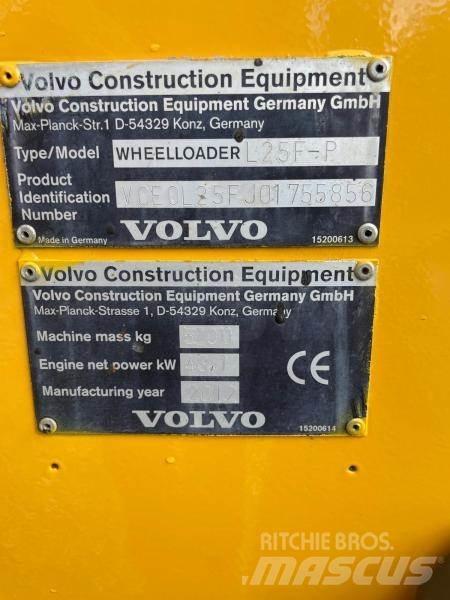 Volvo L 25 F Carregadeiras de rodas