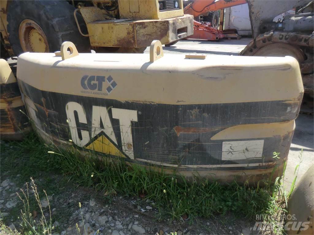 CAT 325B Chassis e suspensões