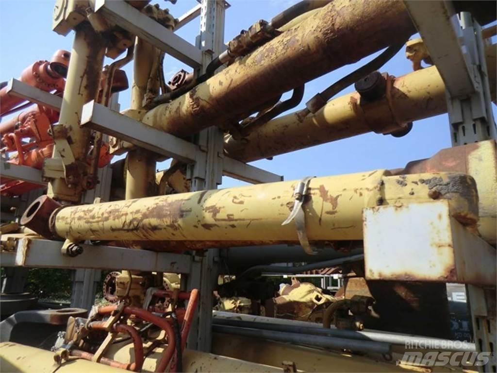 CAT 438C Construção - Outros
