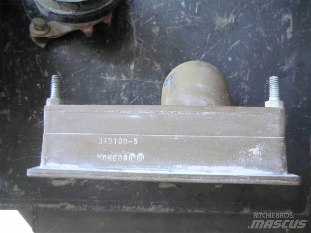 CAT 438C Construção - Outros
