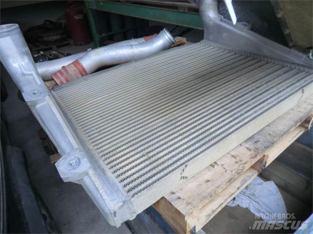 CAT 735 Construção - Outros
