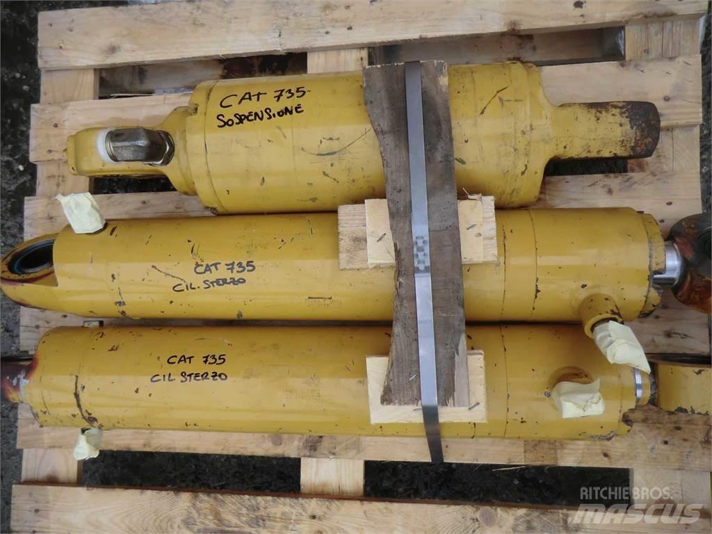 CAT 735 Construção - Outros
