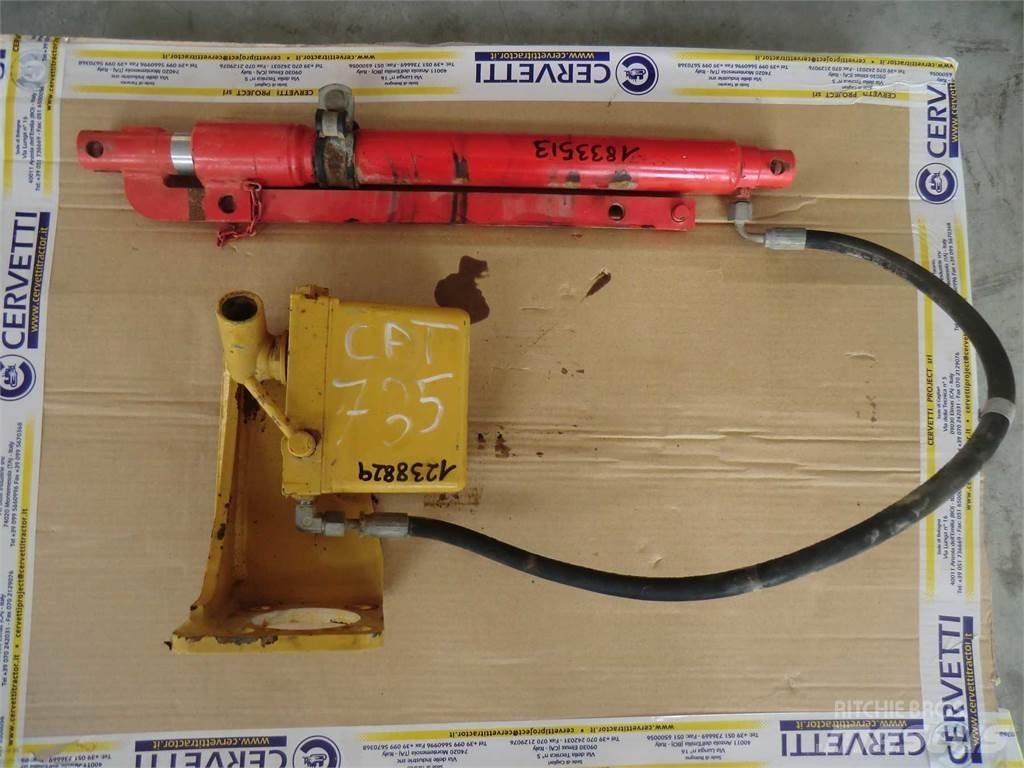 CAT 735 Construção - Outros
