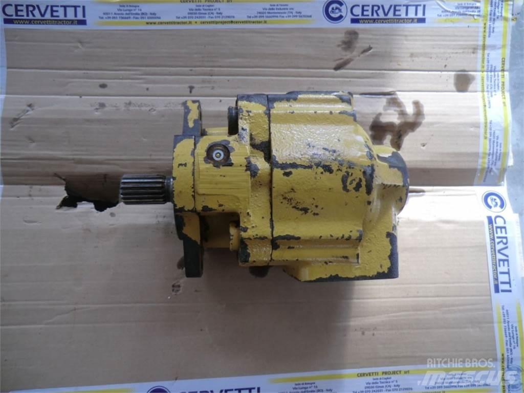 CAT 735 Construção - Outros
