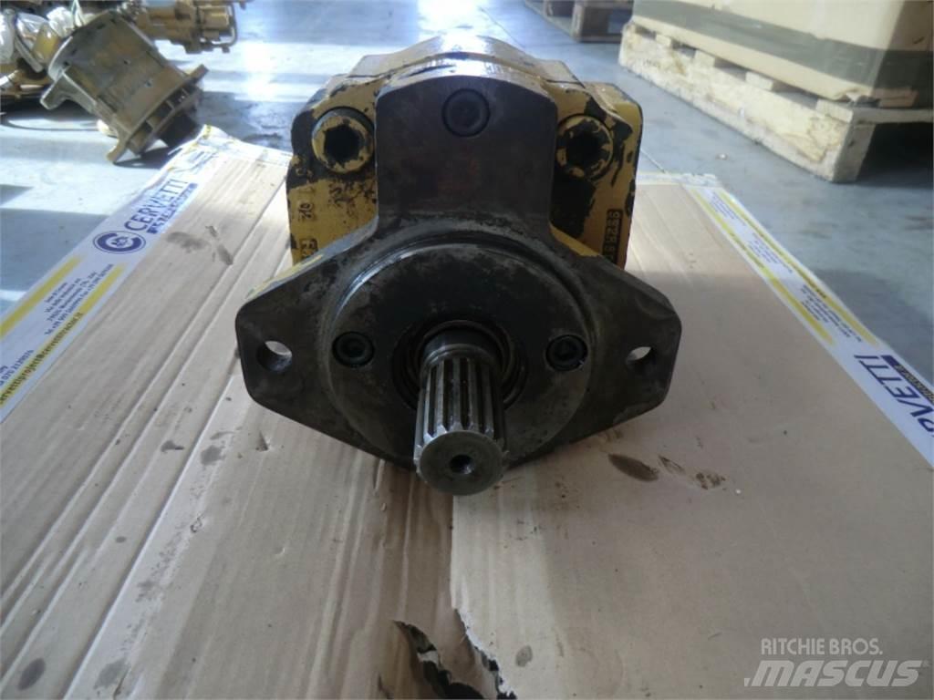 CAT 735 Construção - Outros
