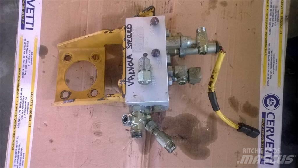 CAT 735 Construção - Outros
