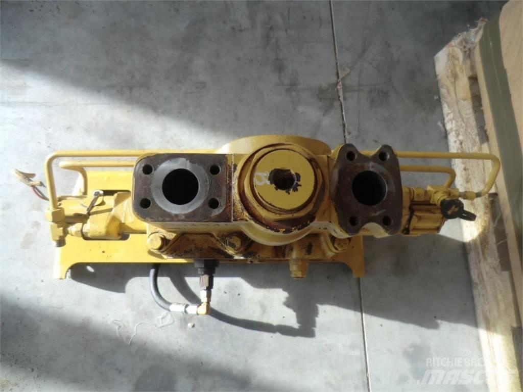 CAT 735 Construção - Outros
