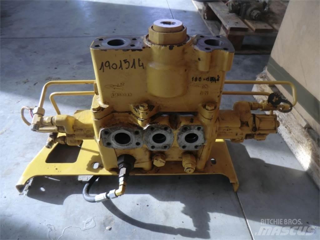 CAT 735 Construção - Outros
