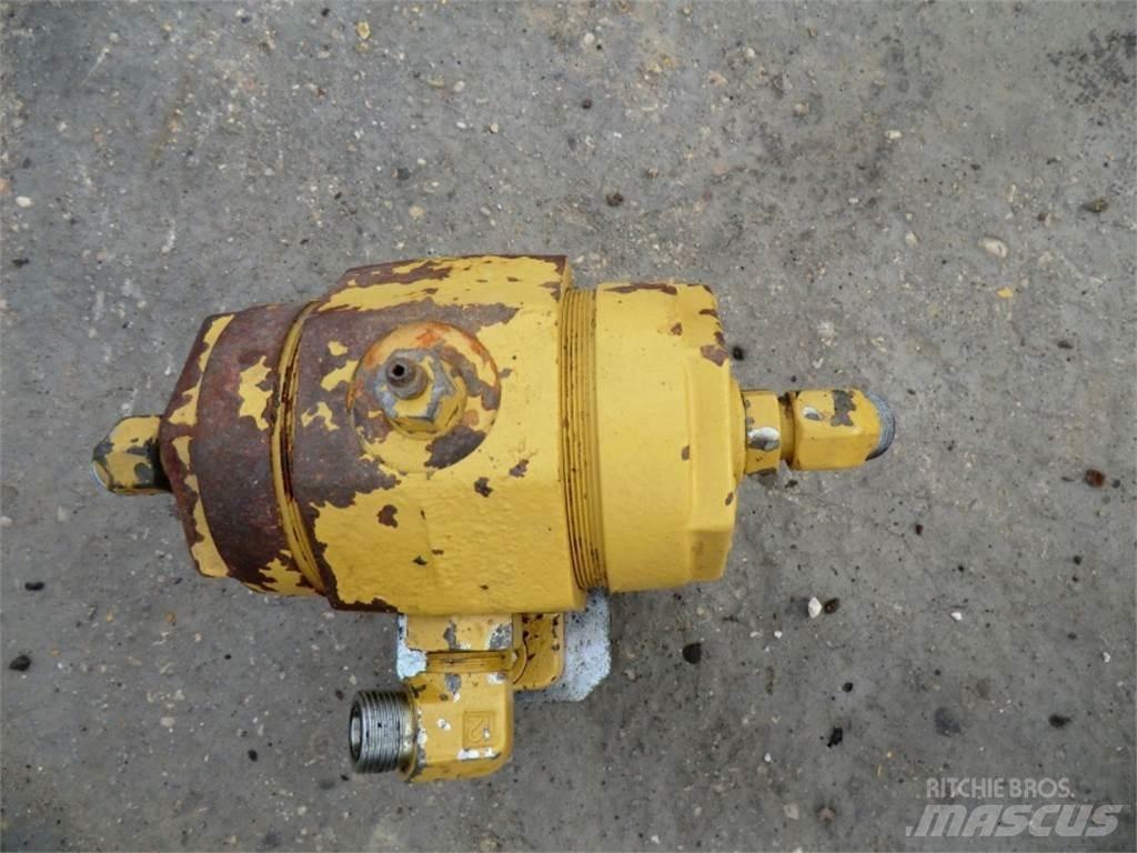 CAT 735 Construção - Outros
