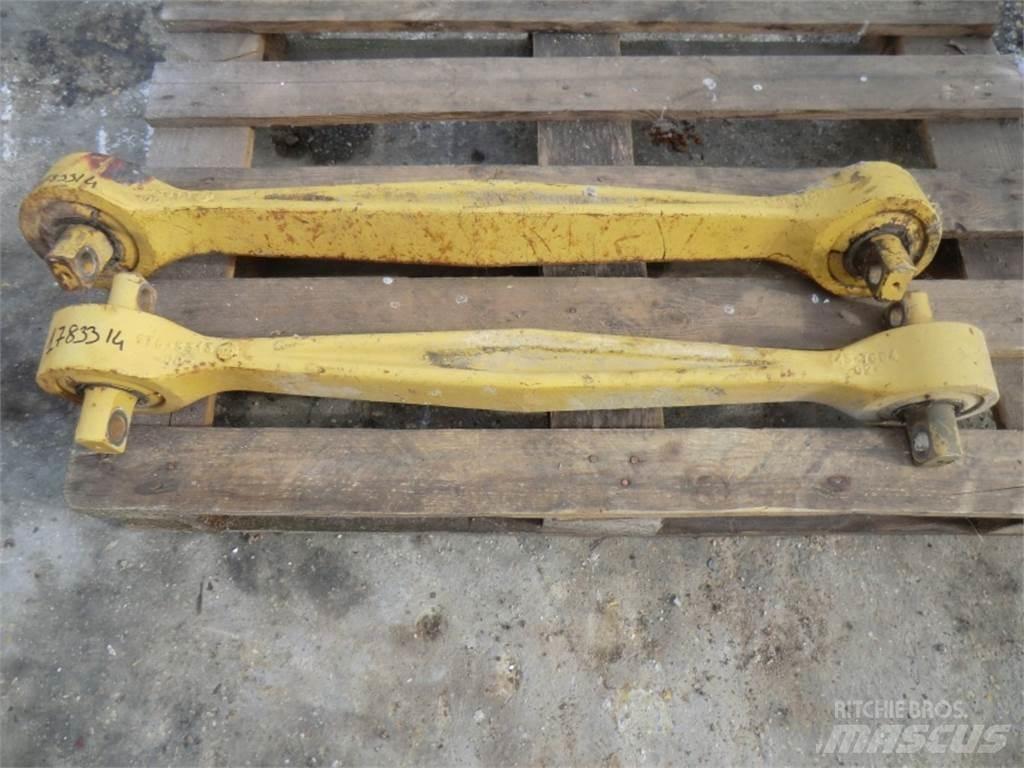 CAT 735 Rastos