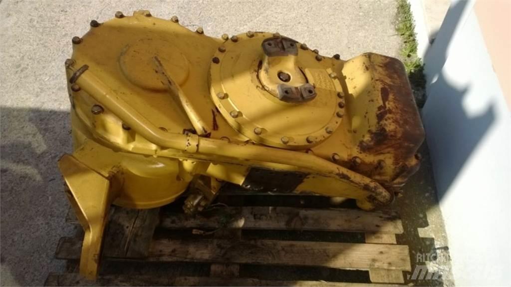 CAT 735 Construção - Outros
