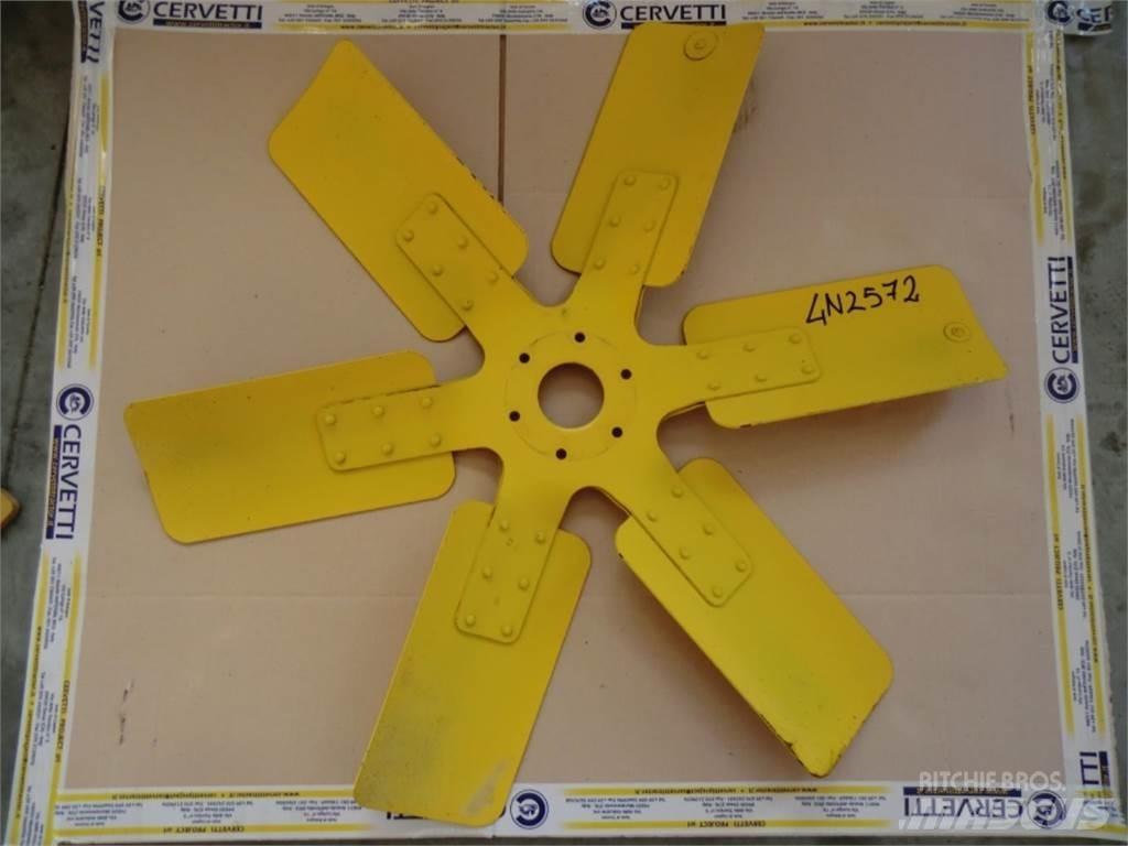CAT 735 Construção - Outros
