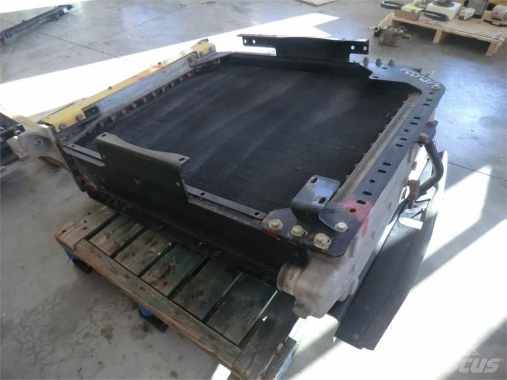 CAT 735 Construção - Outros
