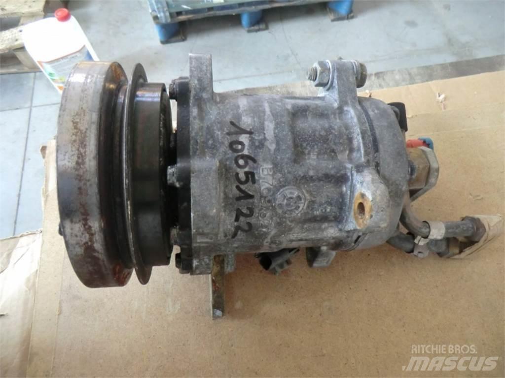 CAT 928G Construção - Outros
