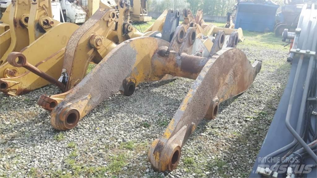 CAT 943 Construção - Outros
