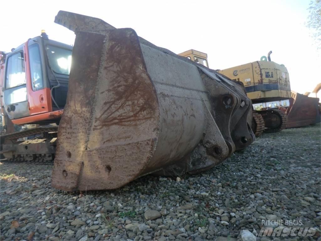 CAT 943 Construção - Outros
