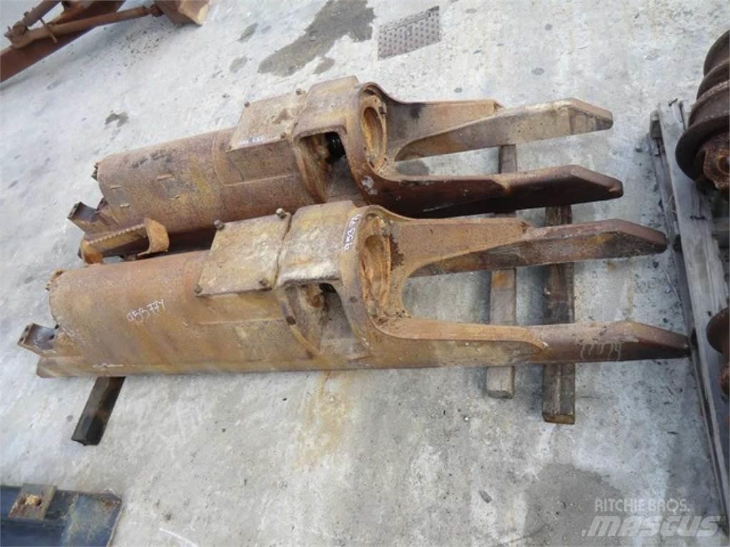 CAT 953 Rastos