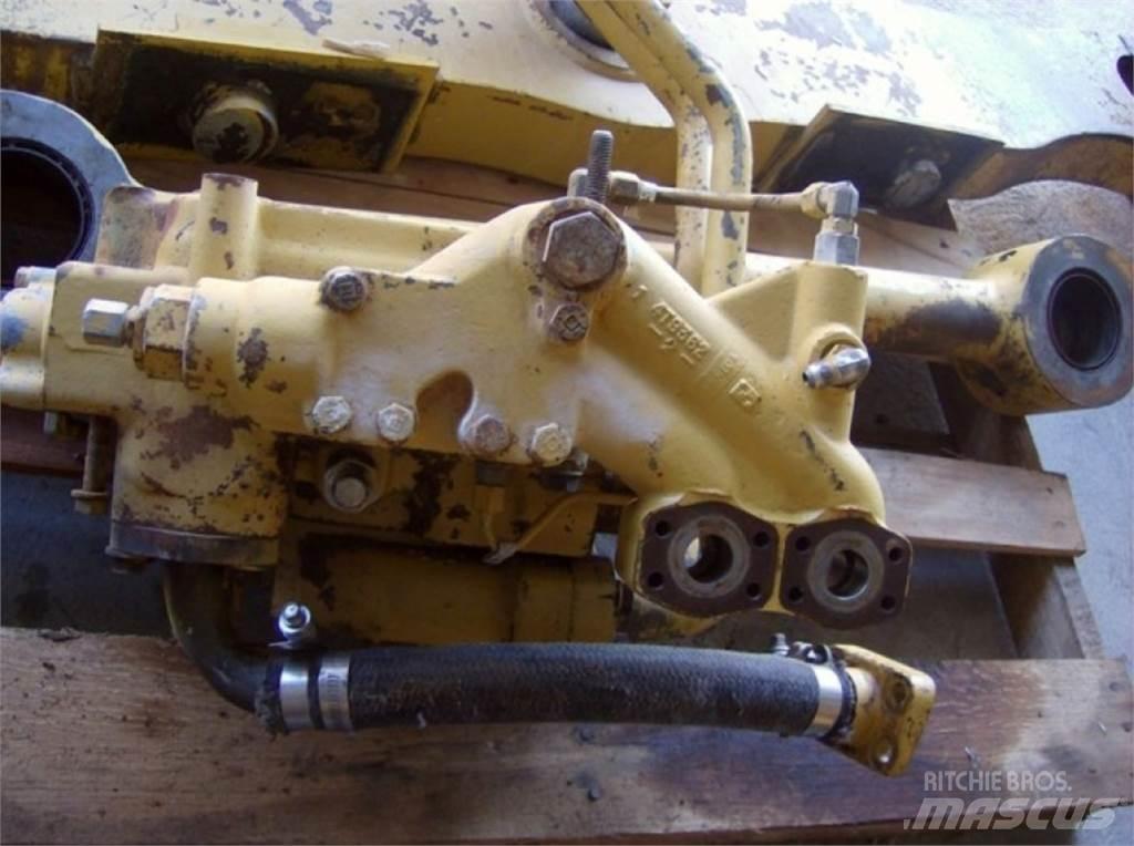 CAT 963 Construção - Outros
