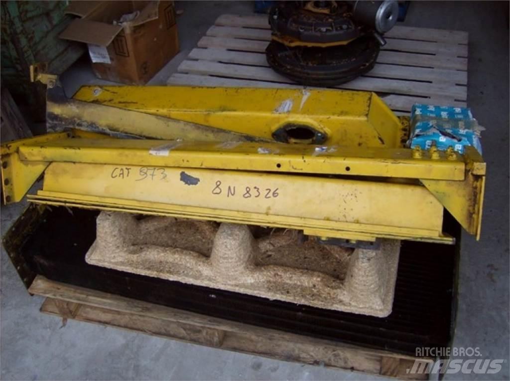CAT 973 Construção - Outros

