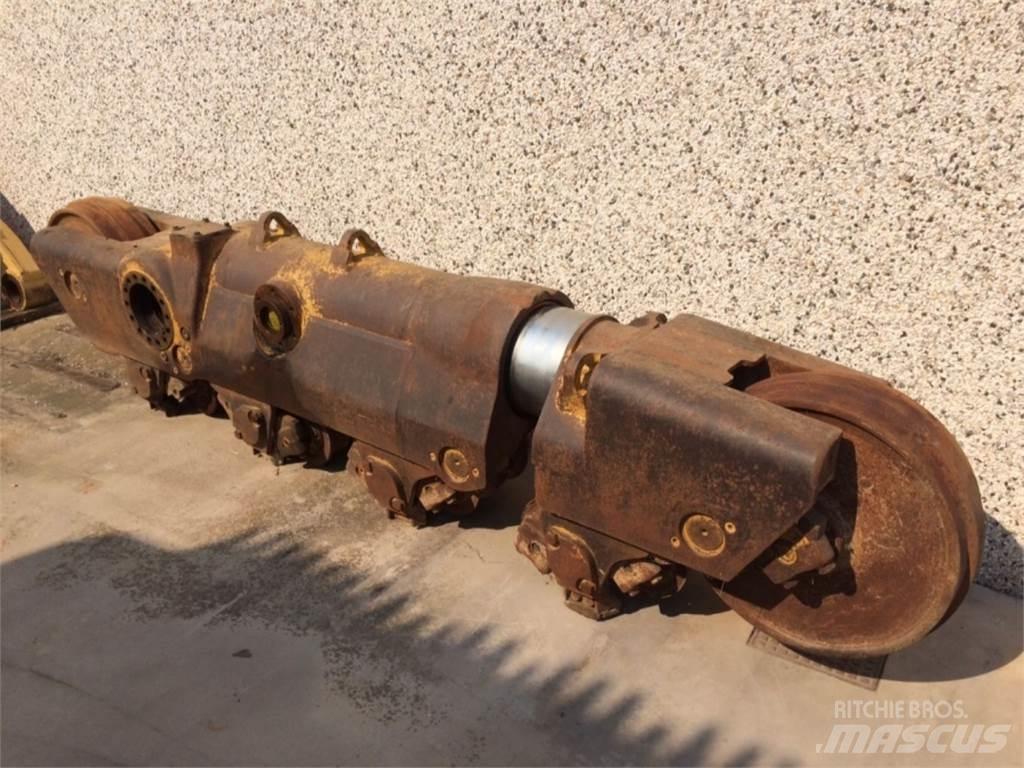 CAT  D8L Rastos