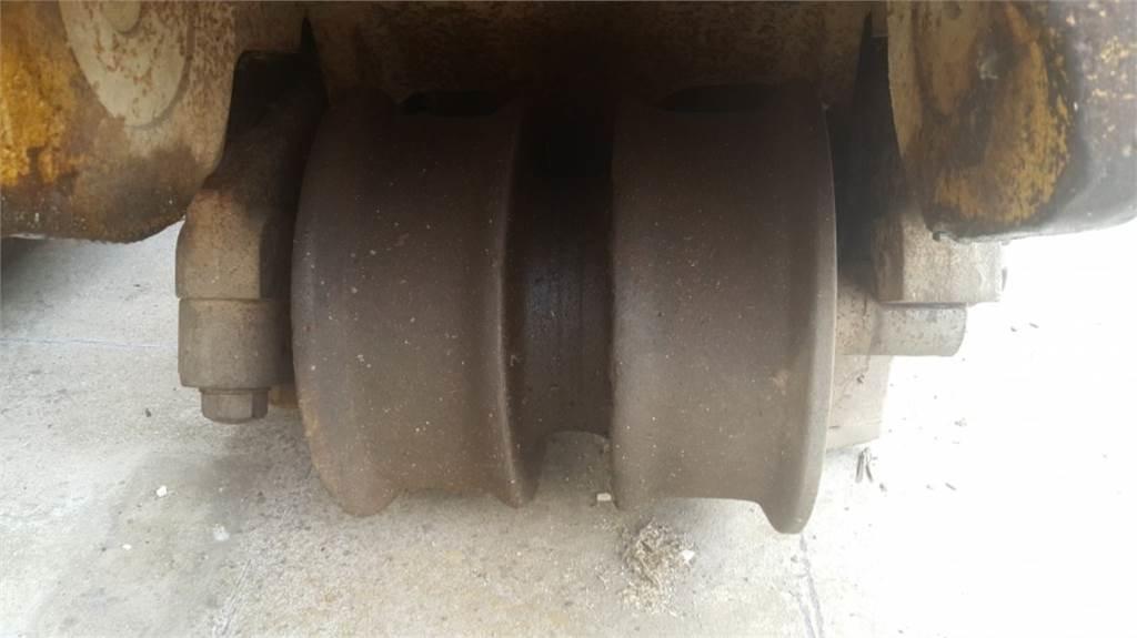 CAT  D8L Rastos