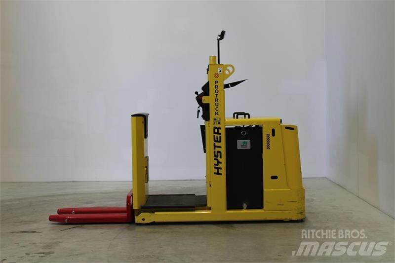 Hyster K1.0L Preparadoras de encomendas de baixa elevação