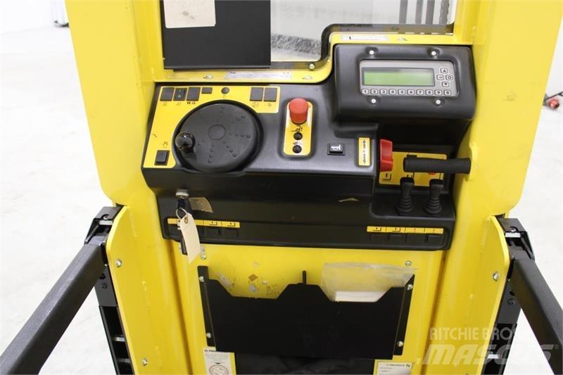 Hyster K1.0L Preparadoras de encomendas de baixa elevação