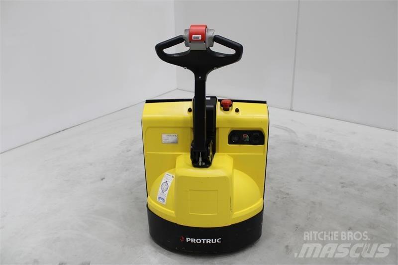 Hyster P1.6 Porta palettes