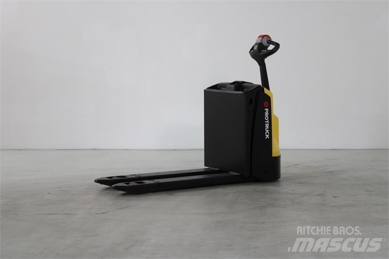 Hyster P1.6 Porta palettes