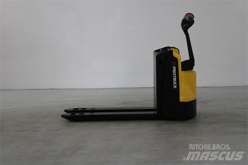 Hyster P1.6 Porta palettes