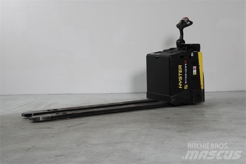 Hyster P2.0S Porta-paletes com plataforma