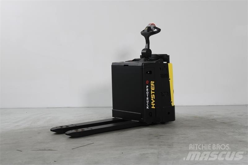 Hyster P2.0S Porta-paletes com plataforma