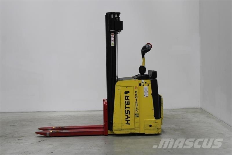 Hyster P2.0S Porta-paletes com plataforma