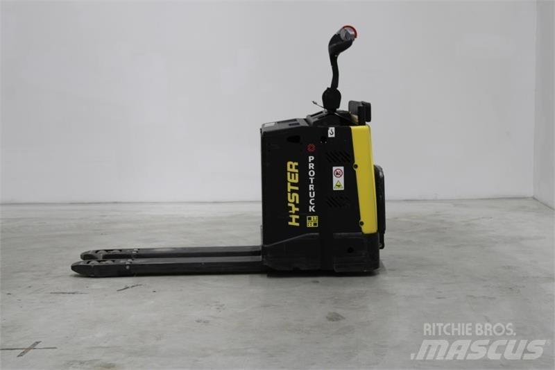 Hyster P2.0S Porta-paletes com plataforma