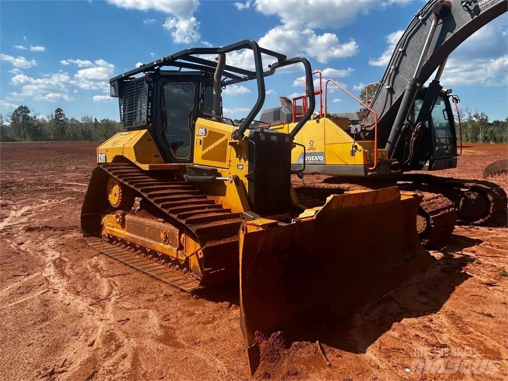 CAT D5 Dozers - Tratores rastos