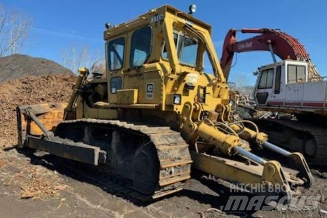 CAT D8 Dozers - Tratores rastos