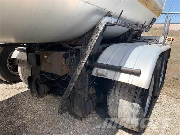 Etnyre STEEL 7,500 Semi Reboques Cisterna