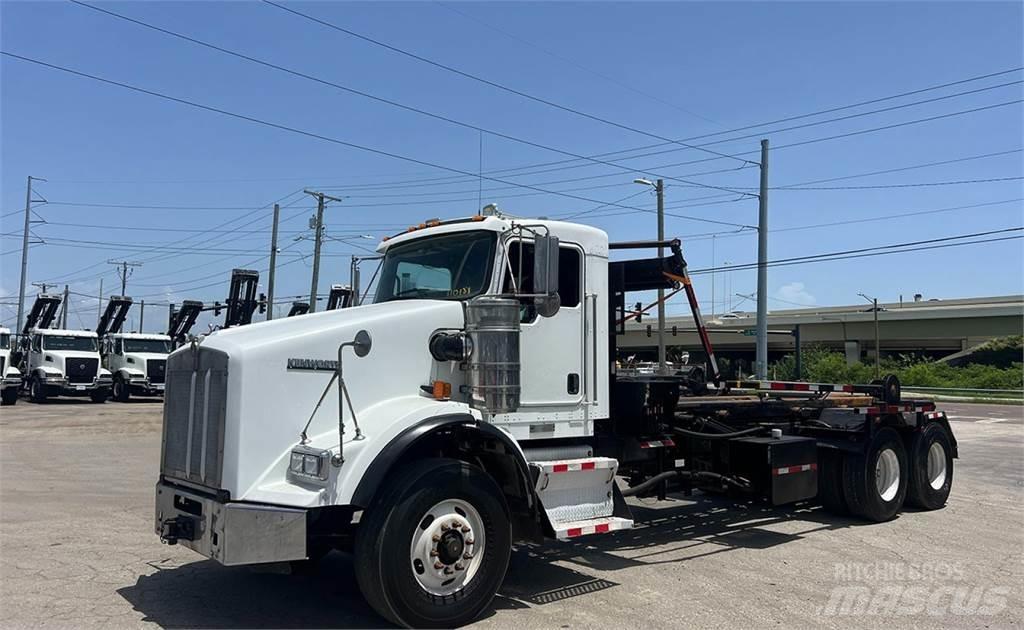 Kenworth T800 Camiões caixa desmontável com elevador de cabo