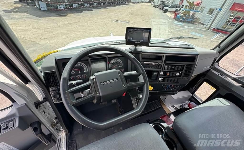 Mack MD6 Camiões de lixo