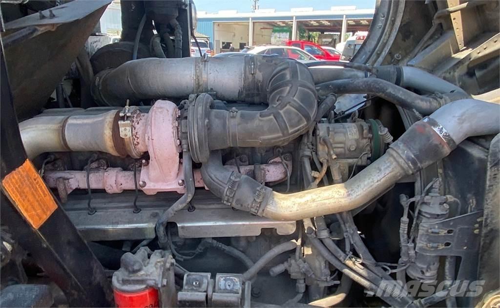 Mack MR688S Camiões de lixo