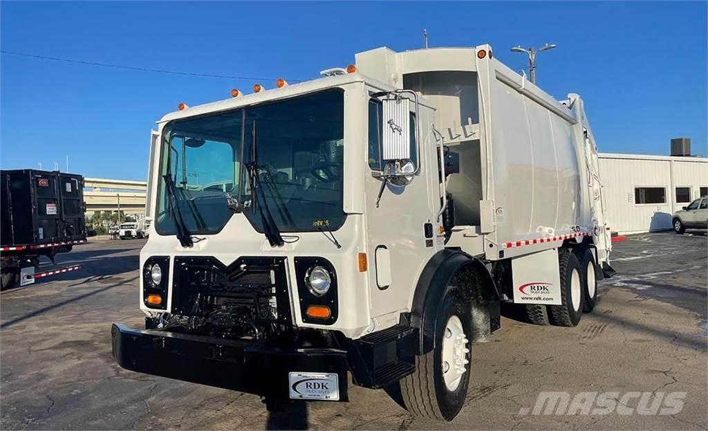 Mack MRU613 Camiões de lixo