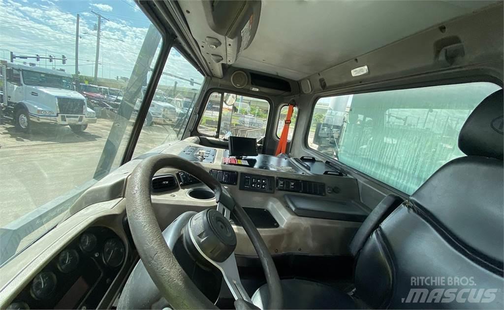 Peterbilt 320 Camiões de lixo