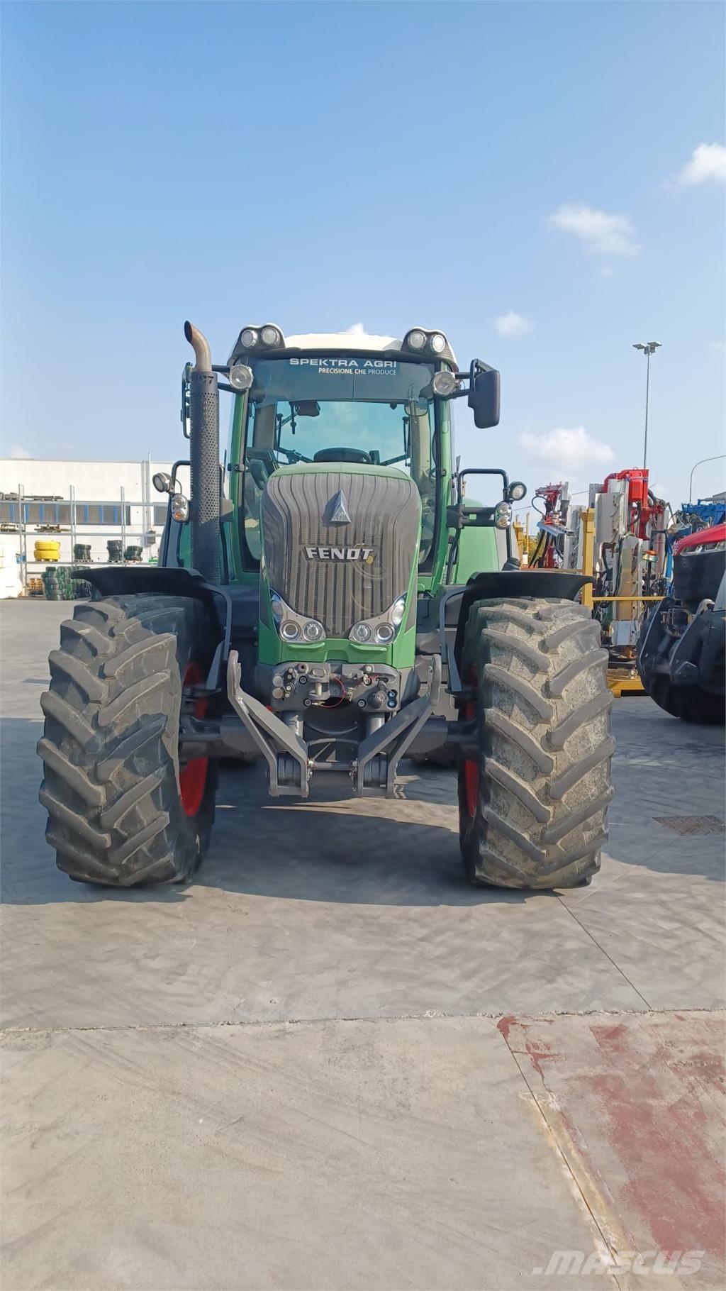 Fendt 828 SCR Tratores Agrícolas usados
