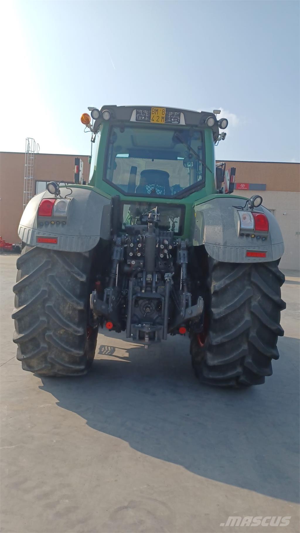 Fendt 828 SCR Tratores Agrícolas usados